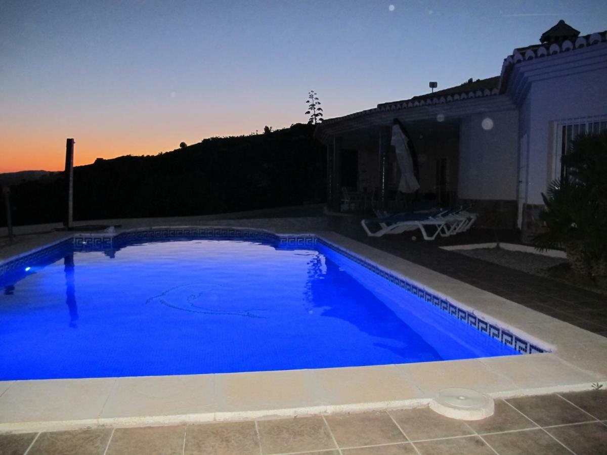 Villa Camakini With Heated Pool And Sea View Arenas  Luaran gambar